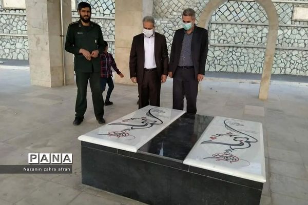 برگزاری جلسه هیات امنای شهدای گمنام شهر رودهن