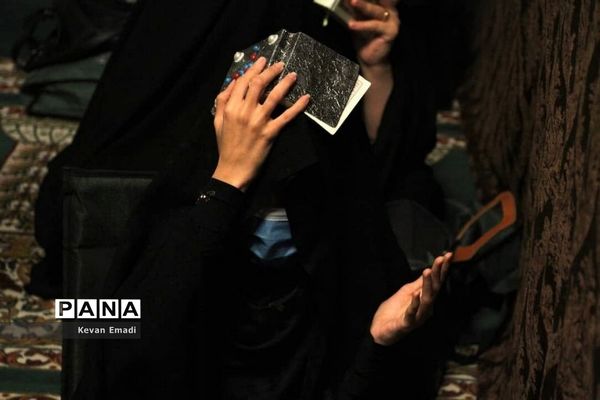 مراسم احیاء شب 19 ماه مبارک رمضان در مصلی بوشهر