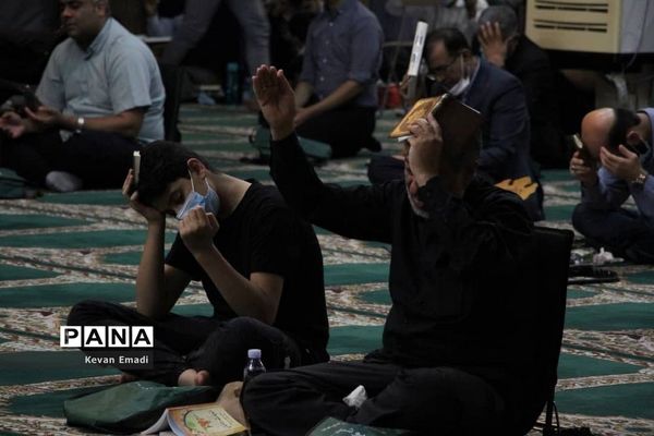 مراسم احیاء شب 19 ماه مبارک رمضان در مصلی بوشهر