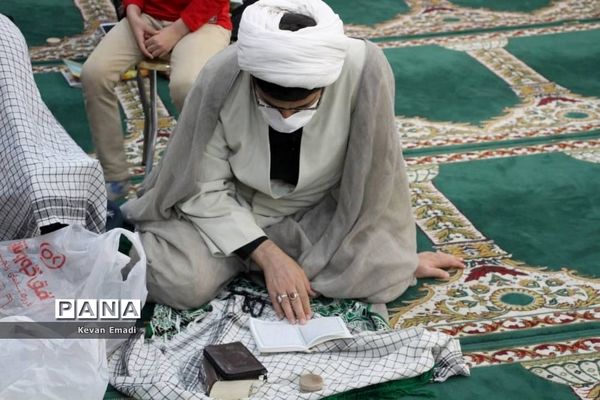 مراسم احیاء شب 19 ماه مبارک رمضان در مصلی بوشهر