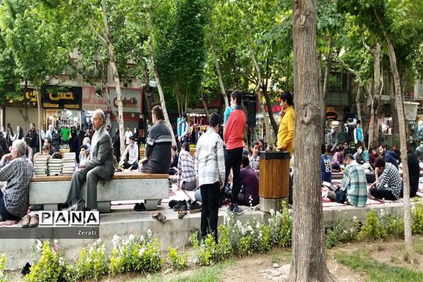 جزءخوانی قرآن کریم در چهارباغ اصفهان