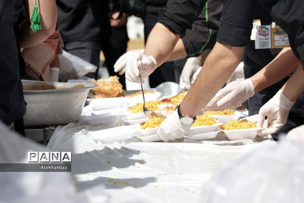 ظهر جمعه به یاد72شهید کربلا