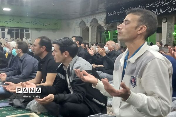 مراسم شب بیست و یکم ماه رمضان در امامزاده سید حمزه