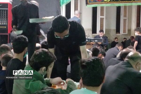 مراسم شب قدر در تپه نورالشهدا شهرستان پردیس