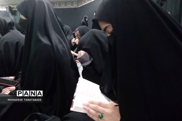 مراسم شب قدر در تپه نورالشهدا شهرستان پردیس