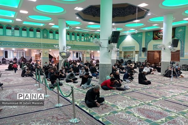 نوای «الهی العفو» در مساجد و تکایای قم طنین انداز شد