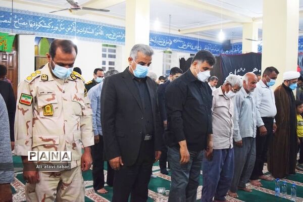 افطاری ساده در جزیره شیف