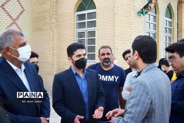 افطاری ساده در جزیره شیف