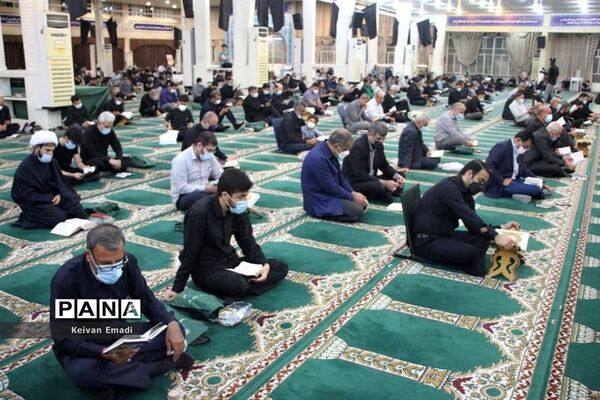 مراسم احیا دومین شب از لیالی پرفیض قدر در مصلی بوشهر