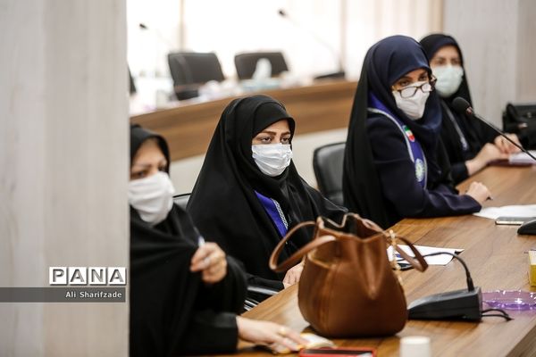 نشست هم اندیشی مدیران سازمان دانش‌آموزی شهر تهران با موضوع حضور حداکثری دانش‌آموزان  در  راهپیمایی روز قدس