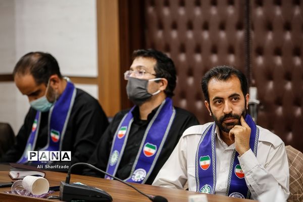 نشست هم اندیشی مدیران سازمان دانش‌آموزی شهر تهران با موضوع حضور حداکثری دانش‌آموزان  در  راهپیمایی روز قدس