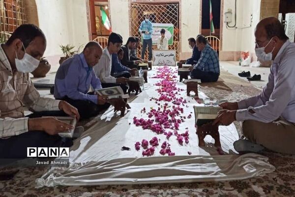 محفل انس با قرآن و ترتیل‌خوانی در گلزار شهدای شهرکاکی