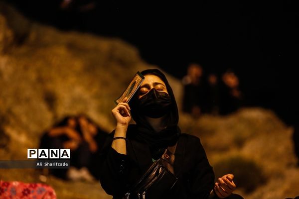 مراسم احیای شب بیست و سوم ماه مبارک رمضان در کهف الشهدا