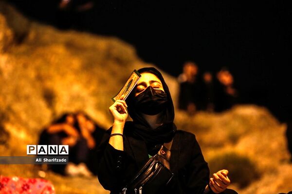 مراسم احیای شب بیست و سوم ماه مبارک رمضان در کهف الشهدا
