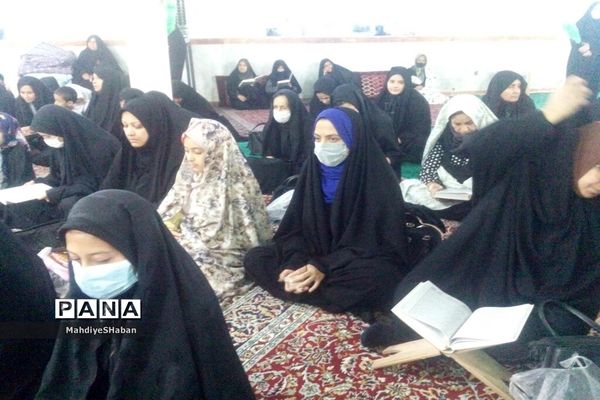 محفل انس با قرآن کریم در امامزاده سید‌محمد(ع) کاشمر