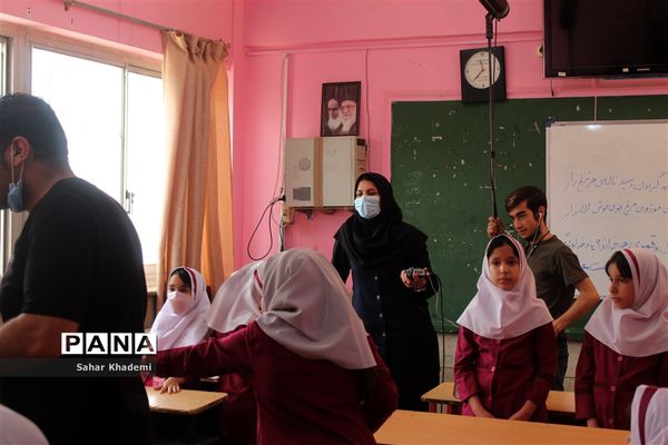 پشت صحنه فیلم کوتاه «میهمانی لاله»