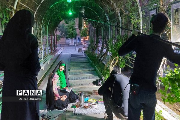 پشت صحنه فیلم کوتاه «میهمانی لاله»