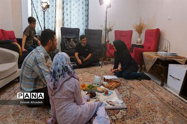 پشت صحنه فیلم کوتاه «میهمانی لاله»