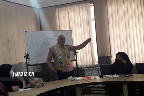 برگزاری کارگاه‌های آموزشی ‌مربیان تشکل پیشتازان استان البرز