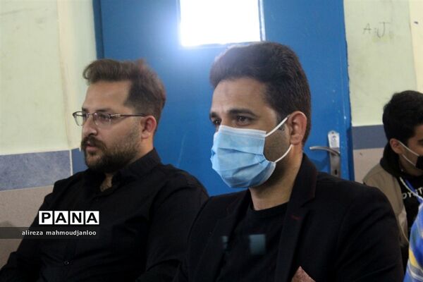 نمایشگاه دست‌ساخته‌ها و دستاوردهای دانش‌آموزی در گلوگاه