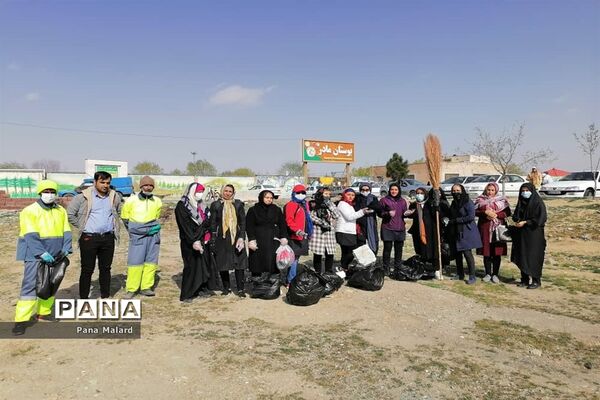 فعالیت‌های فعالان محیط زیست ملارد در هفته زمین