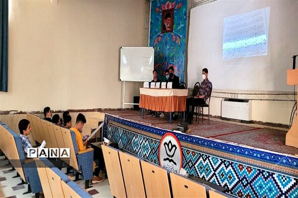 نشست  اعضای مجلس دانش‌آموزی شهرستان ابرکوه
