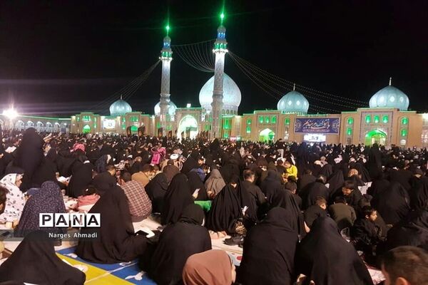 مراسم احیاء سومین شب قدر در قم-2