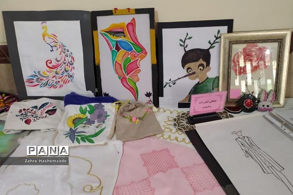 هفته مشاغل در دبیرستان مهدیه ناحیه یک شهرری