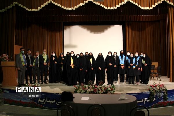 برگزاری مناظره حضوری دانش‌آموزی در استان چهارمحال و بختیاری