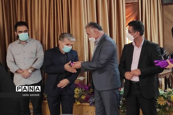دومین مرحله از مناظره‌های دانش‌آموزی در مازندران