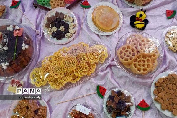 نمایشگاه دست‌سازه‌های هنری در دماوند
