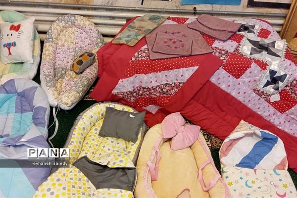 نمایشگاه دست‌سازه‌های هنری در دماوند