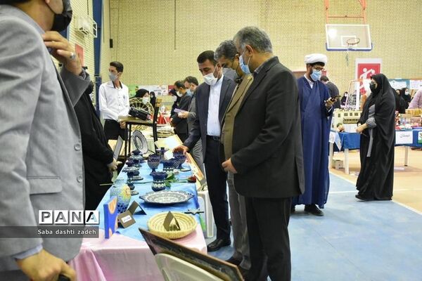 راه‌اندازی نمایشگاه هفته معرفی مشاغل در بوشهر