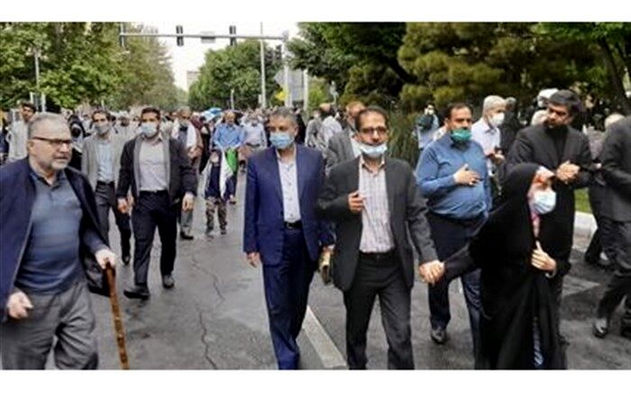 حضور فرمانده کل ارتش در راهپیمایی روز قدس