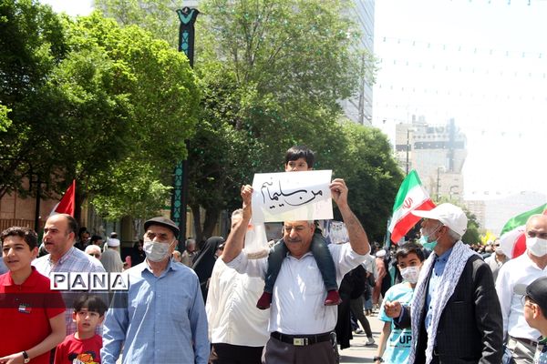 حضور پرشور مردم مشهد در راهپیمایی روز قدس