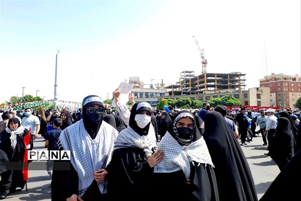 حضور پرشور مردم مشهد در راهپیمایی روز قدس