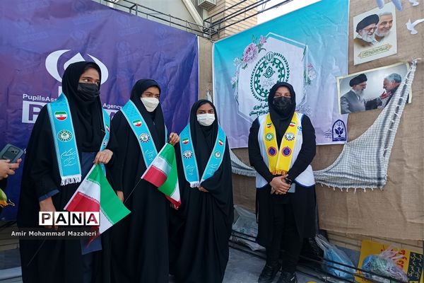 شور و اشتیاق حضور دانش‌آموزان زاهدانی در راهپیمایی روز قدس