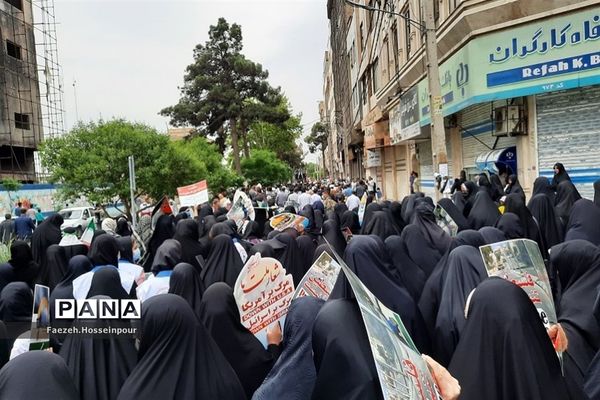 حضور پرشور نسل انقلابی مردم بهارستان‌دو در راهپیمایی روز قدس