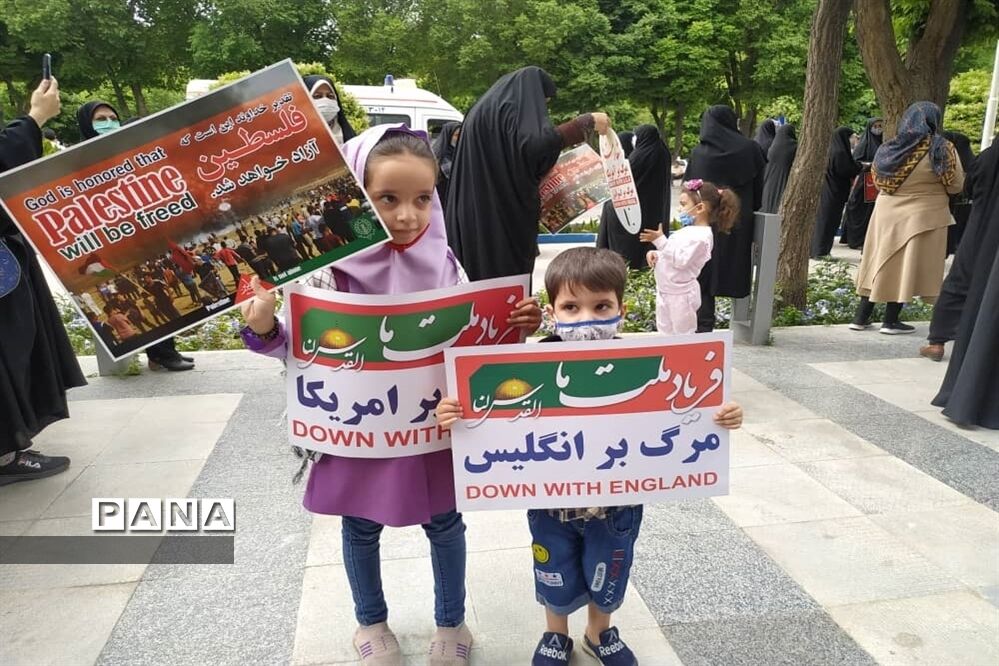حضور دانش‌آموزان شاهین شهری در روز قدس