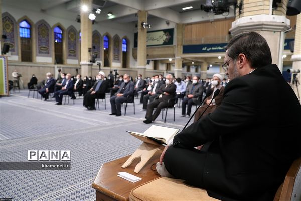 دیدار جمعی از دانشجویان با رهبر انقلاب