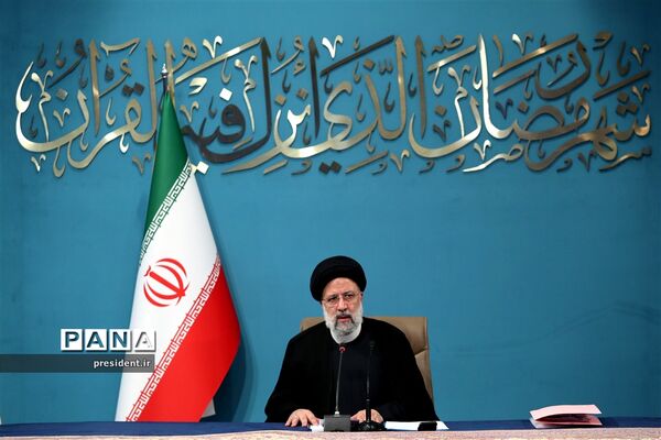 نشست هم‌اندیشی جمعی از فرهنگیان و فعالان حوزه تعلیم و تربیت کشور با رئیس جمهوری