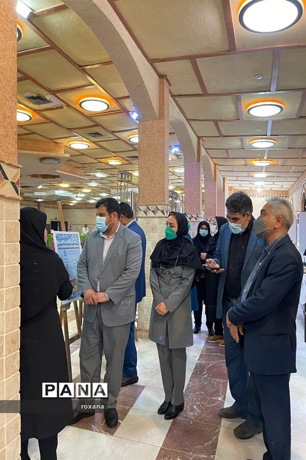 افتتاح نمایشگاه دست‌ساخت و دستاوردهای دانش‌آموزی در آبادان