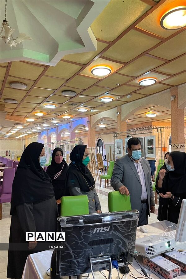 افتتاح نمایشگاه دست‌ساخت و دستاوردهای دانش‌آموزی در آبادان