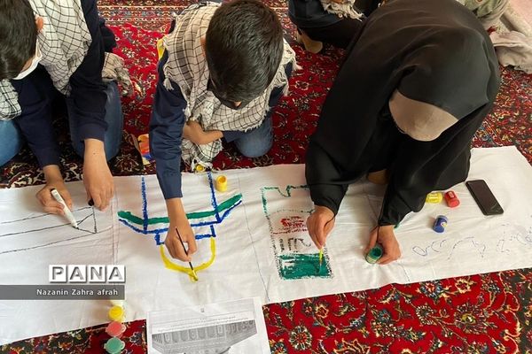 برگزاری نقاشی همگانی به مناسبت روز قدس در دبستان شهید فهمیده رودهن