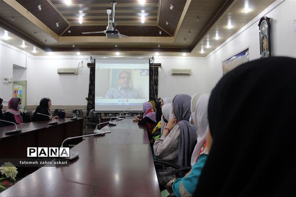 نشست دانش‌آموزی زیتون سرخ در شهرستان گلوگاه