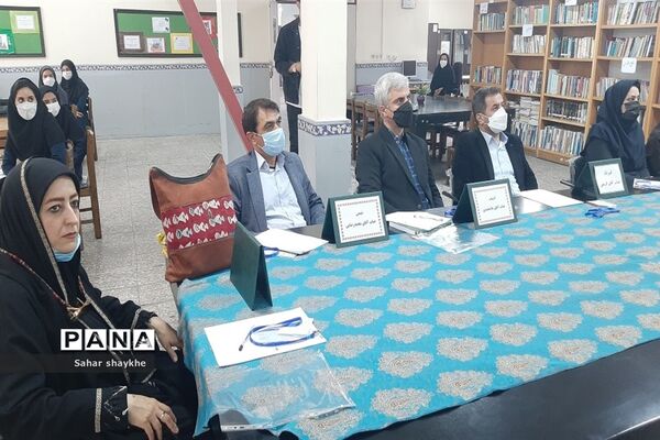 برگزاری جشنواره همیار معلم در پژوهش‌سرای بوعلی سینا ملارد