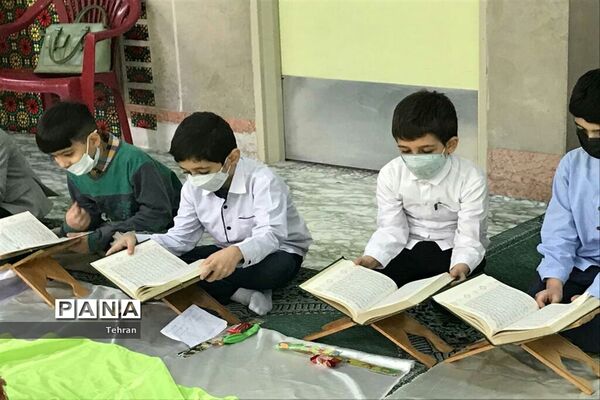 برگزاری محافل انس با قرآن در مدارس منطقه ۱۲