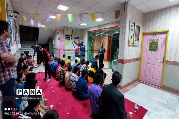 سفره مهمانی خدا در دبیرستان شهید مطهری  کاشمر