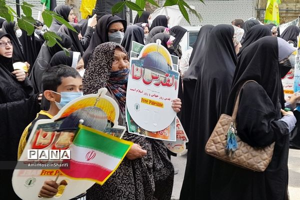 حضور دانش‌آموزان جاجرم در راهپیمایی روز قدس