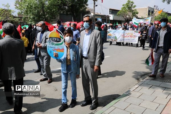 حضور پرشور فرهنگیان و دانش‌آموزان آذربایجان غربی در راهپیمایی روز قدس